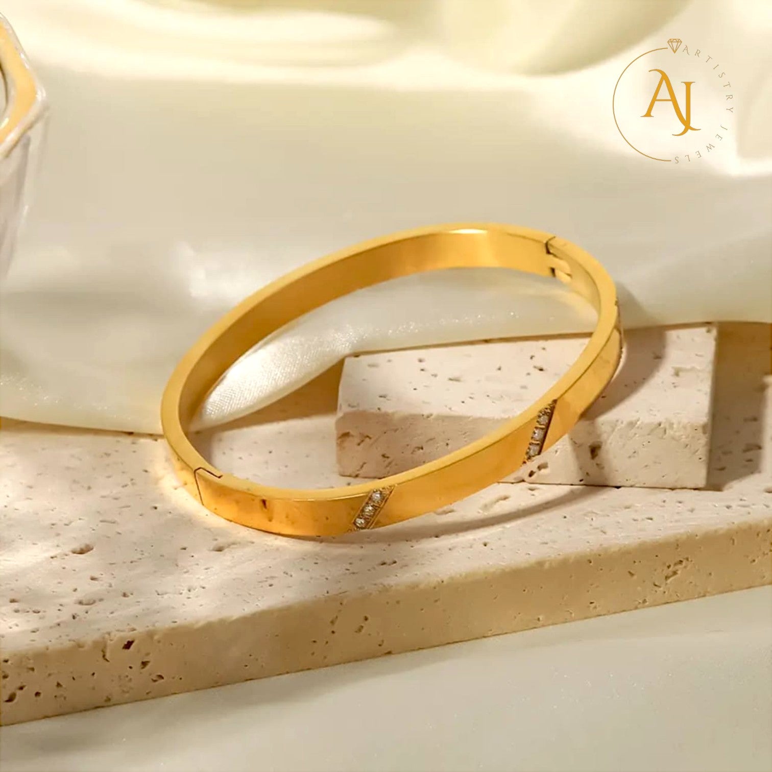 GleamStripe Bangle