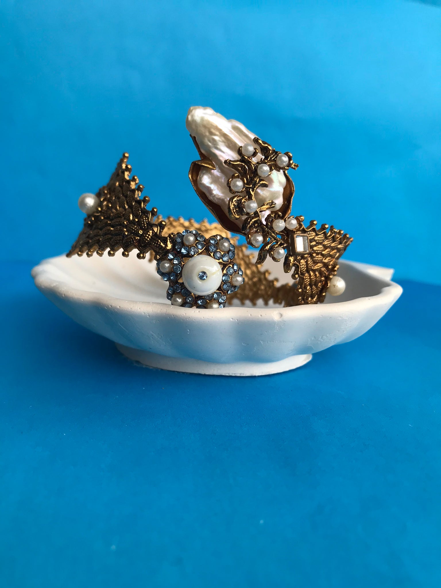 Gilded Pearl