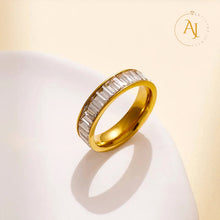 Luxe Baguette Band Ring