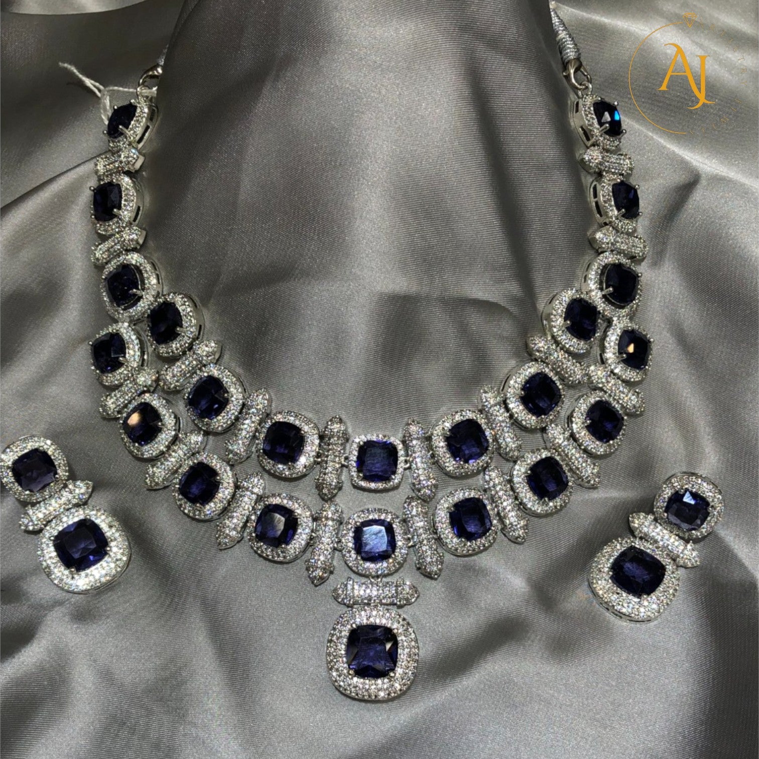 Noor Emerald Valima Set