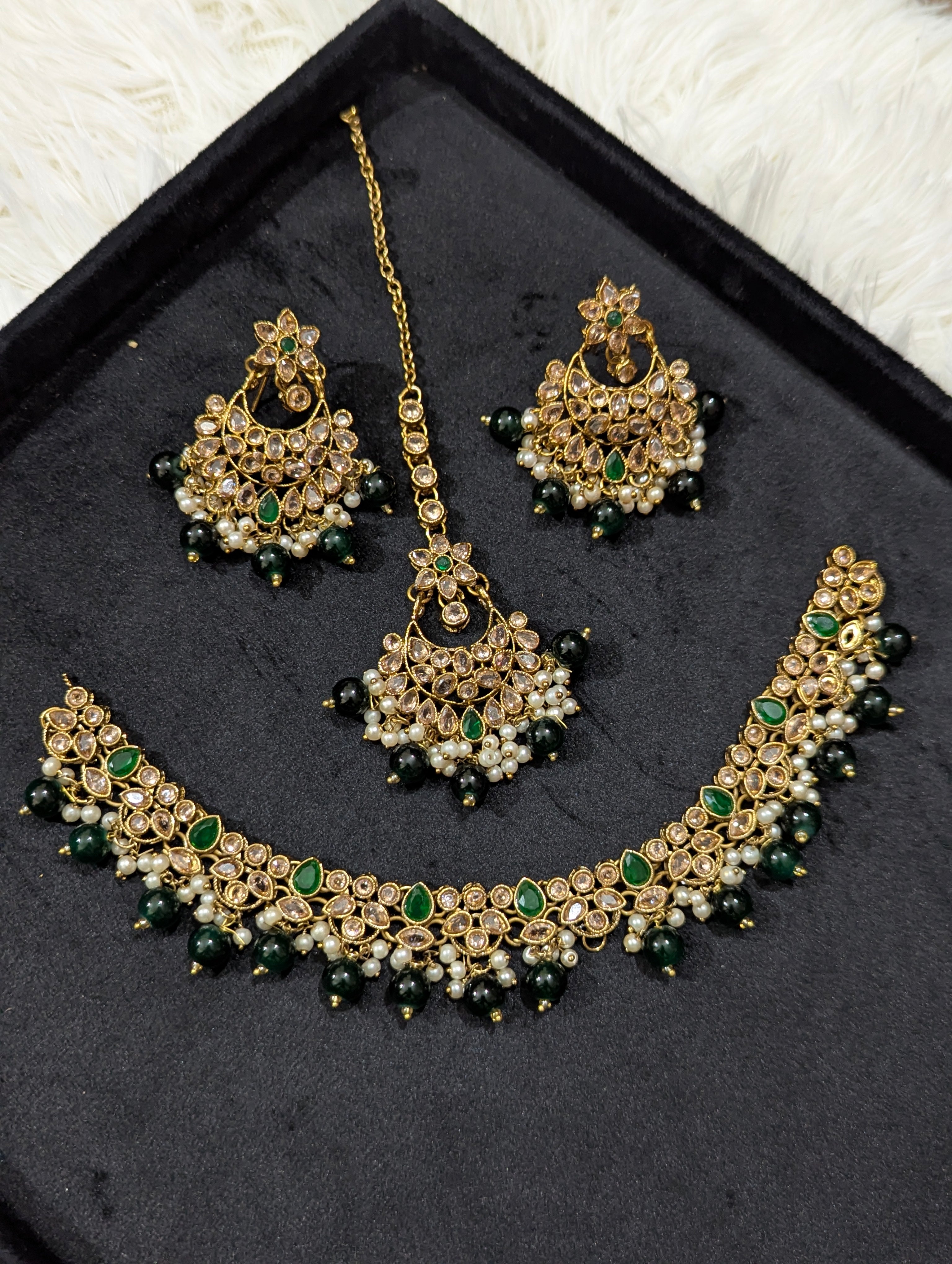 Zar-e-Noor Polki Set