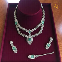 Royal Heirloom Bridal Set