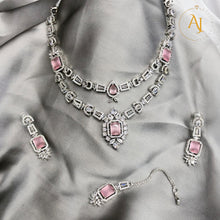 Royal Heirloom Bridal Set