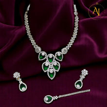 Zarqaa Petal Diamond Set