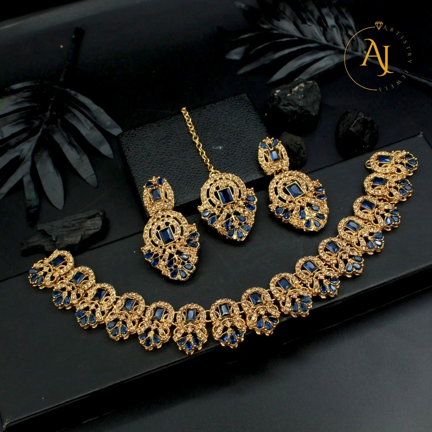 Zeenat Luxe Party Set