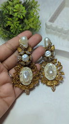 Gulnaar Pearl Drops