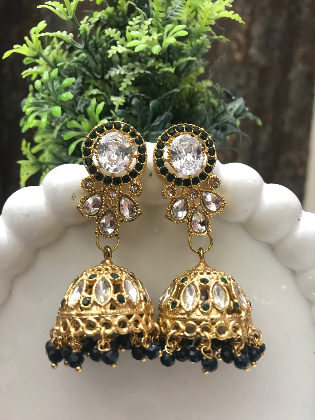 Gulnoor Kundan Jhumki